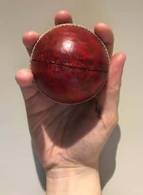 How to grip a cricket ball when you have smaller hands