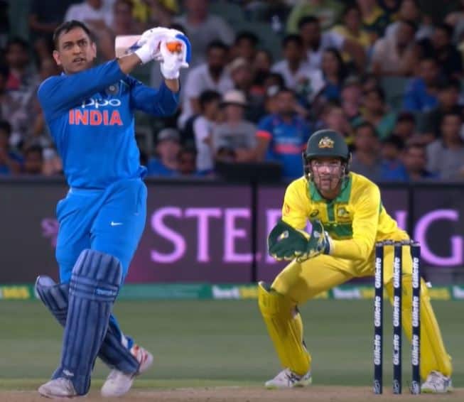 MS Dhoni Playing against Australia